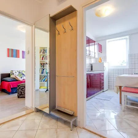 Tasha Apartment